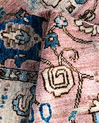 Traditional Hand-Knotted Serapi Pink Area Rug 4' 2" x 6' 2"