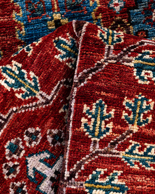 Traditional Serapi Wool Hand Knotted Red Area Rug 2' 7" x 9' 9"