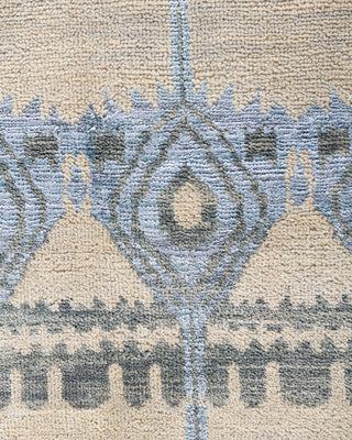 Traditional Ikat Hand Knotted Floral Silk & Wool Blend Ivory Area Rug 8' 1" x 10' 5"