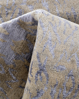 Traditional Ikat Hand Knotted Abstract Silk & Wool Blend Beige Area Rug 7' 10" x 9' 10"