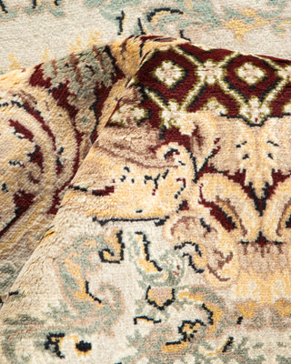 Traditional Hand Knotted Ivory Area Rug 3' 10" x 6' 1"