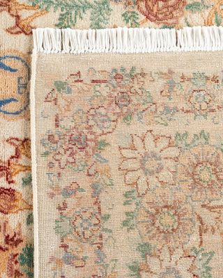 Traditional Hand Knotted Beige Area Rug 6' 2" x 9' 2"