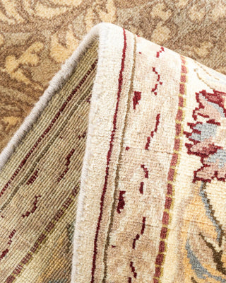 Traditional Mogul Ivory Wool Area Rug 4' 1" x 6' 4" - Solo Rugs