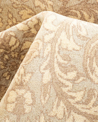 Traditional Mogul Ivory Wool Area Rug 4' 1" x 6' 4" - Solo Rugs