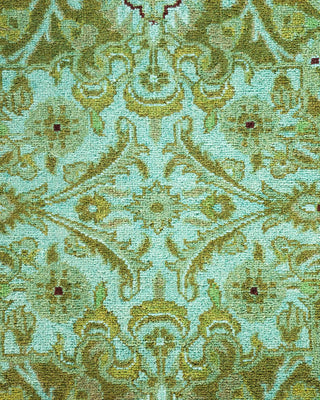 Contemporary Fine Vibrance Light Blue Wool Area Rug 6' 1" x 9' 7" - Solo Rugs