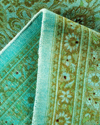 Contemporary Fine Vibrance Light Blue Wool Area Rug 6' 1" x 9' 7" - Solo Rugs