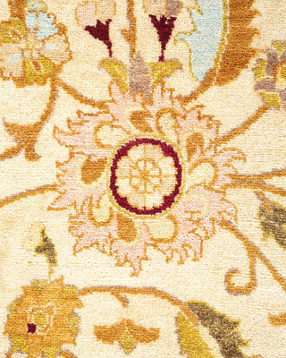 Traditional Mogul Ivory Wool Area Rug 4' 8" x 7' 2" - Solo Rugs
