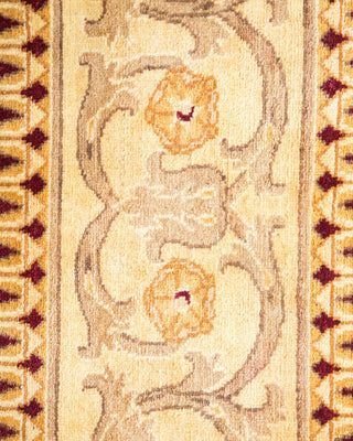 Traditional Mogul Ivory Wool Area Rug 6' 3" x 9' 6" - Solo Rugs