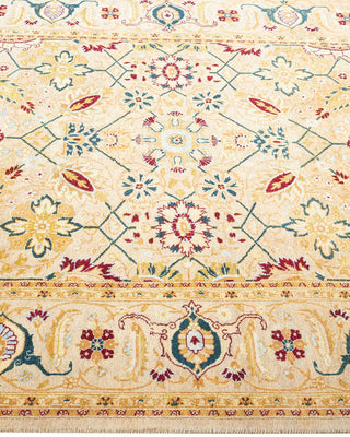 Traditional Mogul Ivory Wool Area Rug 4' 2" x 6' 2" - Solo Rugs
