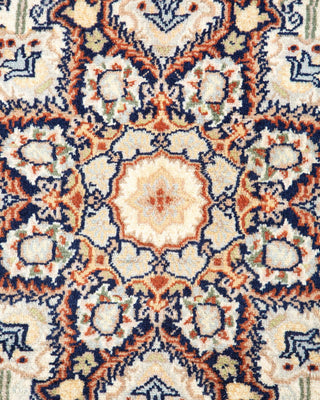 Traditional Mogul Ivory Wool Area Rug 4' 1" x 6' 2" - Solo Rugs