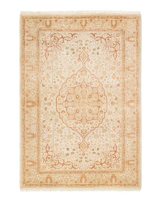 Traditional Mogul Ivory Wool Area Rug 4' 5" x 6' 3" - Solo Rugs