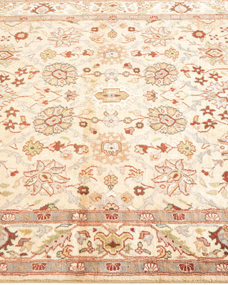 Traditional Mogul Ivory Wool Area Rug 4' 1" x 6' 5" - Solo Rugs
