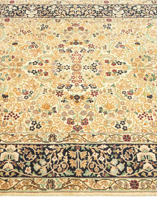 Traditional Mogul Ivory Wool Area Rug 4' 1" x 6' 3" - Solo Rugs