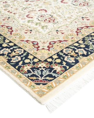 Traditional Mogul Ivory Wool Area Rug 4' 2" x 6' 3" - Solo Rugs