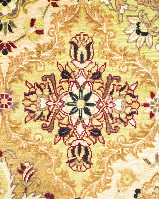 Traditional Mogul Green Wool Area Rug 4' 2" x 6' 4" - Solo Rugs