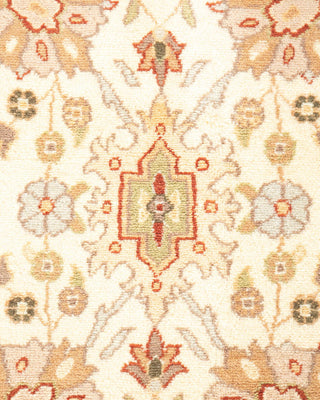 Traditional Mogul Ivory Wool Area Rug 4' 1" x 6' 2" - Solo Rugs