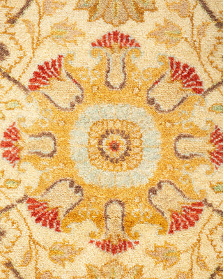 Traditional Mogul Ivory Wool Area Rug 4' 7" x 8' 10" - Solo Rugs