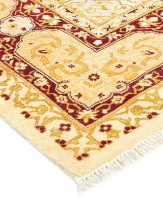 Traditional Mogul Ivory Wool Area Rug 6' 5" x 9' 5" - Solo Rugs