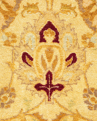 Traditional Mogul Ivory Wool Area Rug 4' 2" x 6' 4" - Solo Rugs