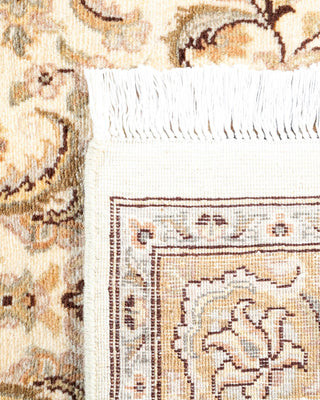 Traditional Mogul Ivory Wool Runner 2' 6" x 10' 4" - Solo Rugs