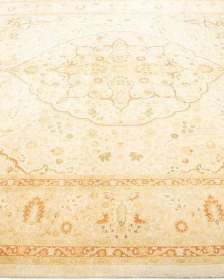Traditional Mogul Ivory Wool Area Rug 8' 2" x 10' 2" - Solo Rugs