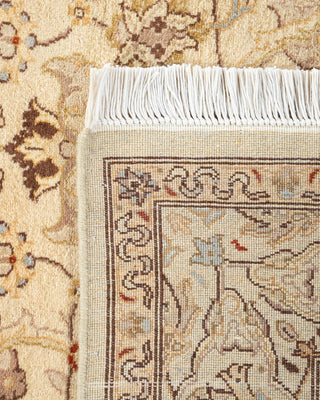 Traditional Mogul Ivory Wool Area Rug 4' 2" x 6' 2" - Solo Rugs