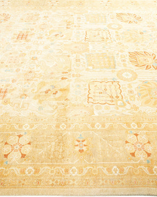 Contemporary Eclectic Ivory Wool Area Rug 8' 0" x 9' 10" - Solo Rugs