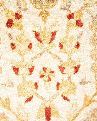 Traditional Mogul Ivory Wool Area Rug 8' 2" x 10' 6" - Solo Rugs