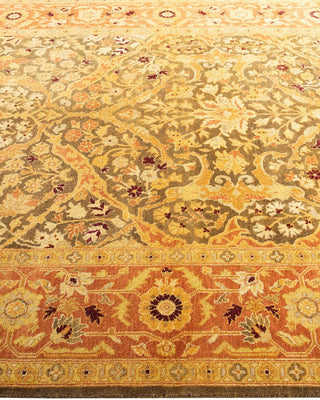 Contemporary Eclectic Green Wool Area Rug 6' 2" x 9' 4" - Solo Rugs