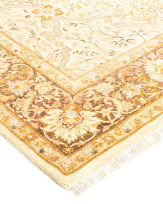 Traditional Mogul Ivory Wool Area Rug 4' 3" x 5' 10" - Solo Rugs