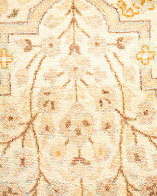 Traditional Mogul Ivory Wool Area Rug 4' 3" x 5' 10" - Solo Rugs