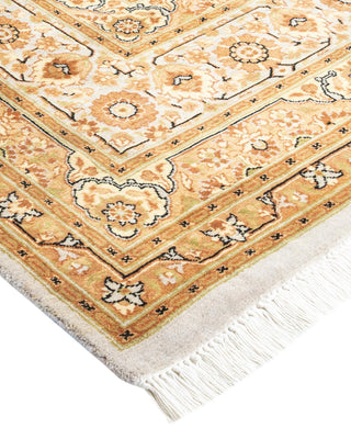 Traditional Mogul Ivory Wool Area Rug 5' 10" x 9' 2" - Solo Rugs