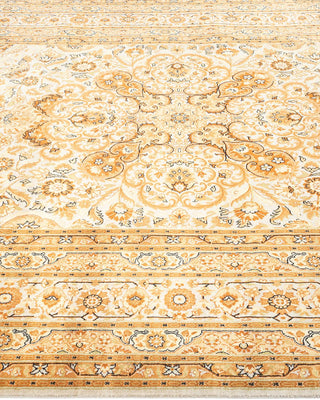 Traditional Mogul Ivory Wool Area Rug 5' 10" x 9' 2" - Solo Rugs