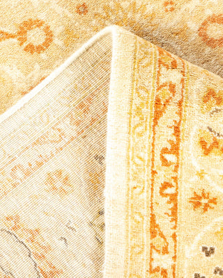 Traditional Mogul Ivory Wool Area Rug 4' 7" x 6' 8" - Solo Rugs