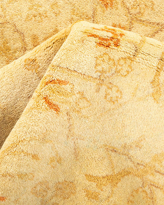 Traditional Mogul Ivory Wool Area Rug 4' 1" x 6' 4" - Solo Rugs