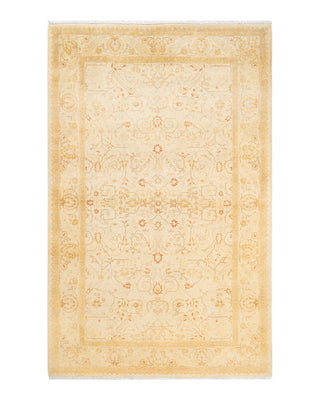 Traditional Mogul Ivory Wool Area Rug 4' 1" x 6' 4" - Solo Rugs