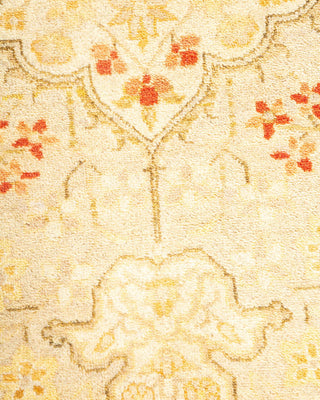 Traditional Mogul Ivory Wool Area Rug 4' 2" x 6' 4" - Solo Rugs