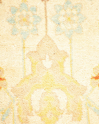 Traditional Mogul Ivory Wool Area Rug 4' 2" x 6' 6" - Solo Rugs