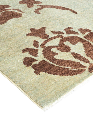 Contemporary Eclectic Ivory Wool Area Rug 7' 9" x 9' 10" - Solo Rugs