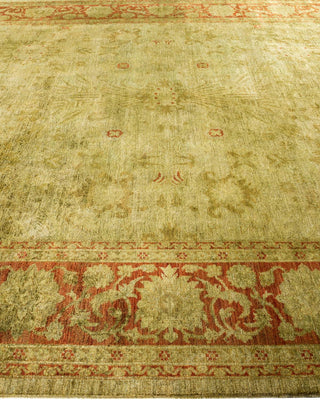 Contemporary Fine Vibrance Green Wool Area Rug 9' 2" x 11' 8" - Solo Rugs