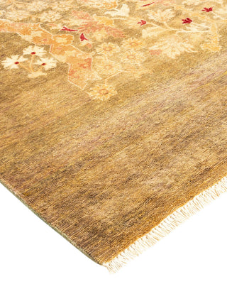 Contemporary Eclectic Green Wool Area Rug 7' 10" x 9' 10" - Solo Rugs