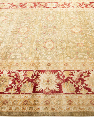 Contemporary Eclectic Green Wool Area Rug 8' 1" x 9' 10" - Solo Rugs