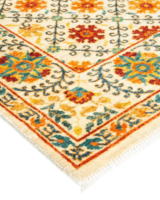 Contemporary Suzani Ivory Wool Area Rug 5' 2" x 7' 7" - Solo Rugs