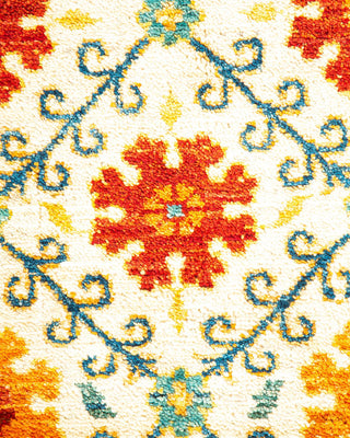Contemporary Suzani Ivory Wool Area Rug 5' 2" x 7' 7" - Solo Rugs