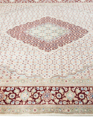 Traditional Mogul Ivory Wool Area Rug 6' 0" x 9' 4" - Solo Rugs