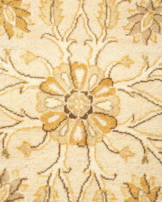 Traditional Mogul Ivory Wool Area Rug 4' 1" x 6' 1" - Solo Rugs