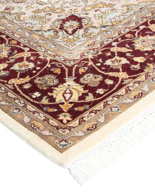 Traditional Mogul Ivory Wool Area Rug 6' 1" x 9' 1" - Solo Rugs
