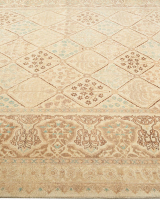 Traditional Mogul Ivory Wool Area Rug 6' 3" x 9' 5" - Solo Rugs