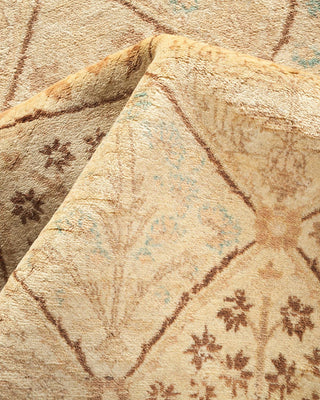 Traditional Mogul Ivory Wool Area Rug 6' 3" x 9' 5" - Solo Rugs