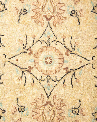 Traditional Mogul Ivory Wool Runner 2' 6" x 11' 3" - Solo Rugs